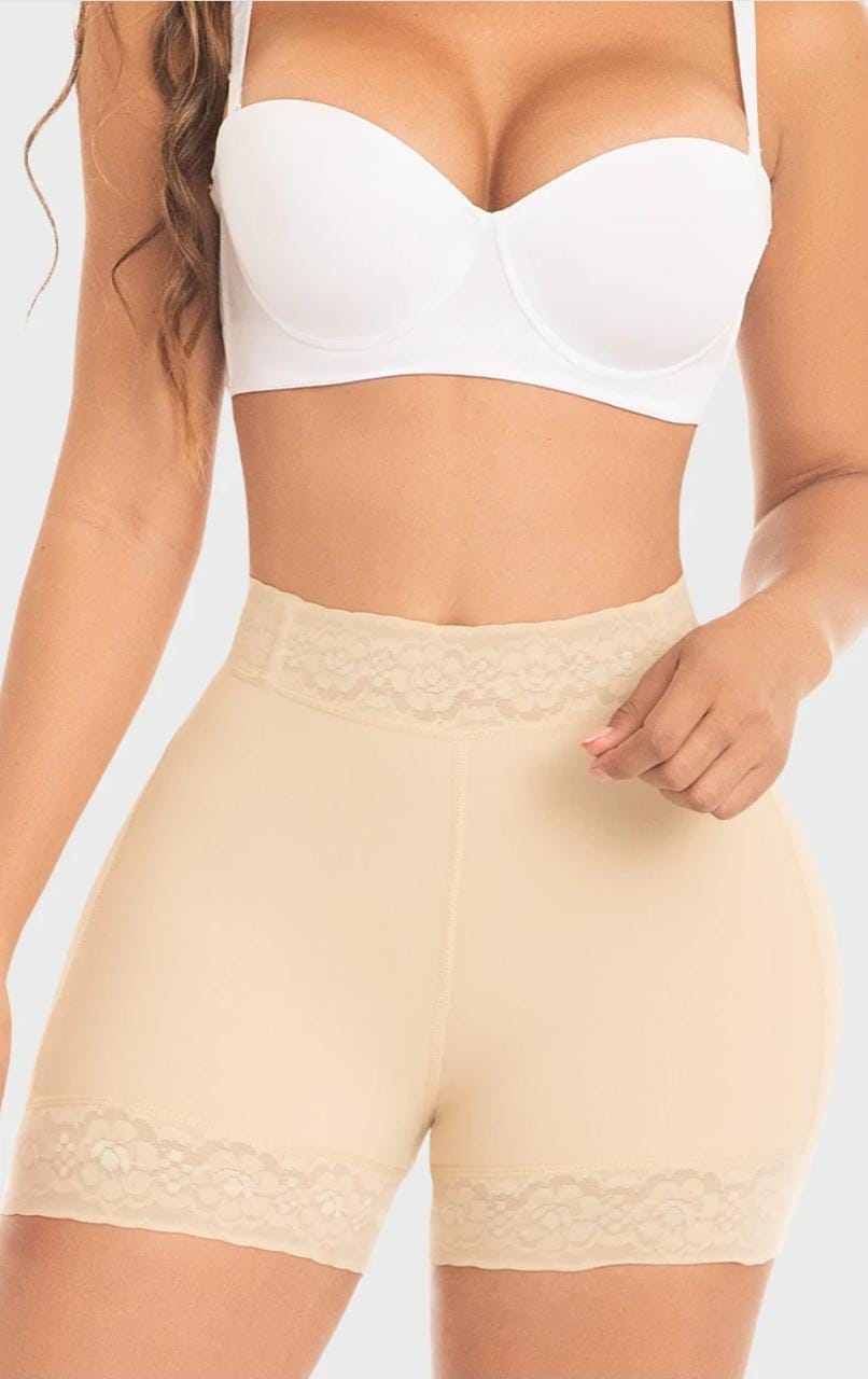 🚨Restocked 🚨 Zipper crotch faja these won't last long. . .  #tobesnatched #chicagofajas #chicagofajastore #chicagofajaalterations  #chicagofajasstore, By To Be Snatched